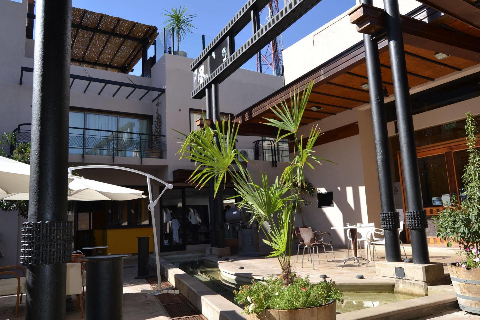 Plaza Paradiso Petit Hotel 차크라스데코리아 외부 사진